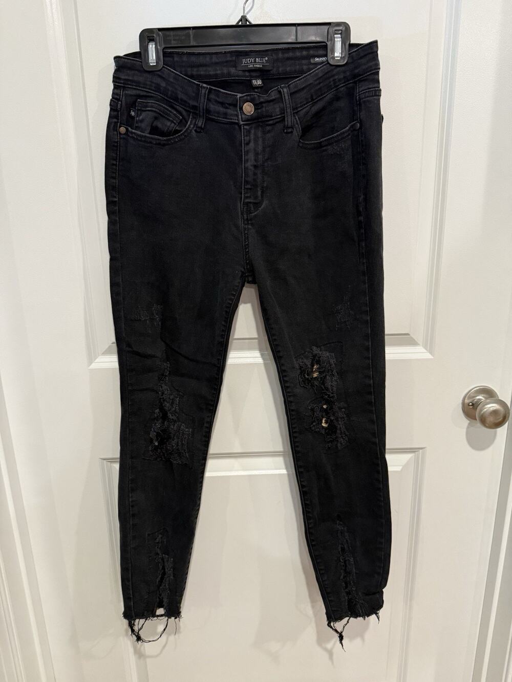Judy Blue Jeans Womens 11/30 Skinny Fit Black Distressed Animal Print Patch